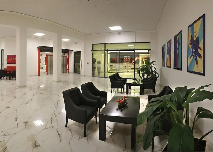 Hotel Premotel-premium Am Park 4*